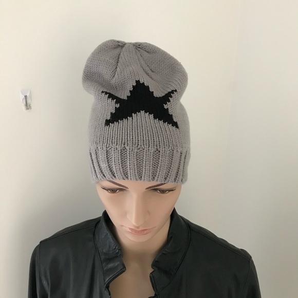 Black Star Hat Attack Gray beanie - Picture 6 of 8